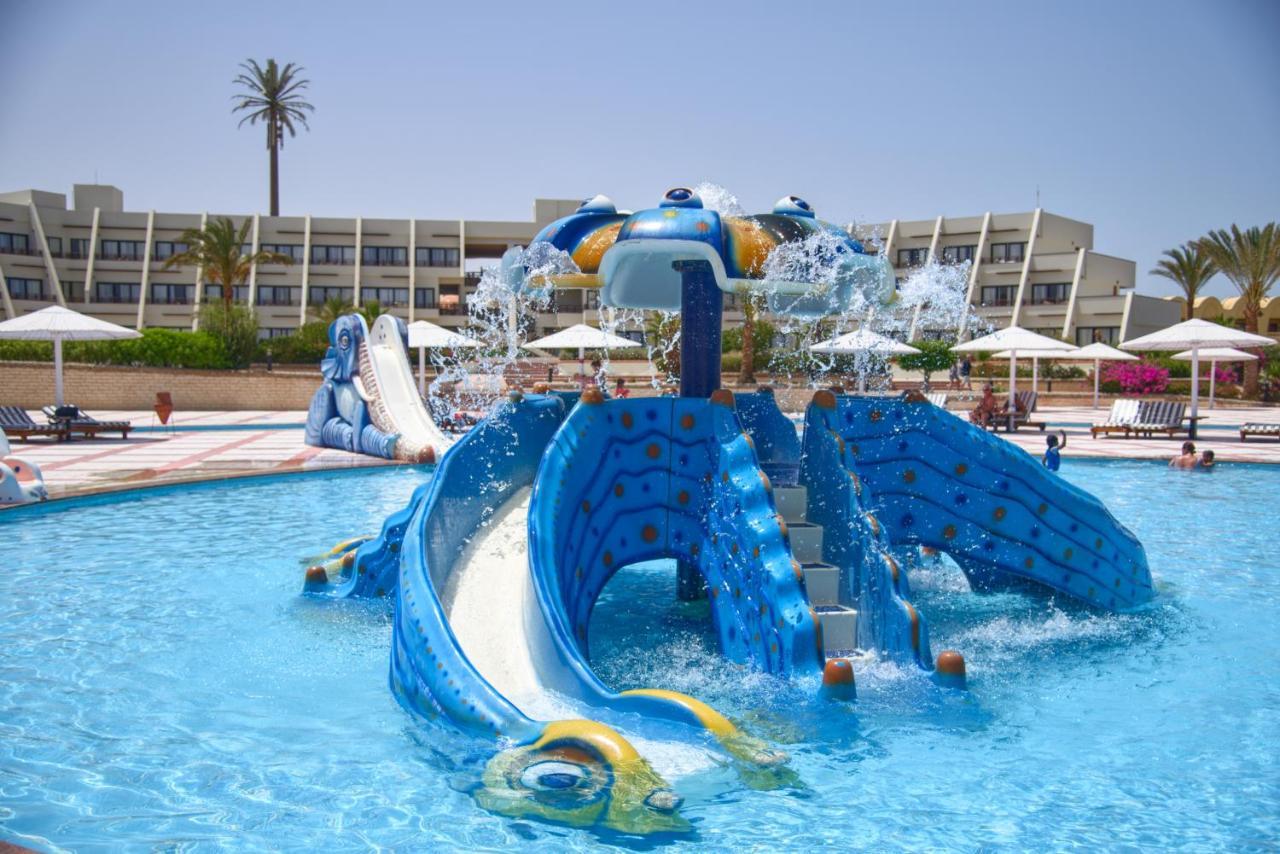 Pharaoh Azur Resort Hurghada Bagian luar foto